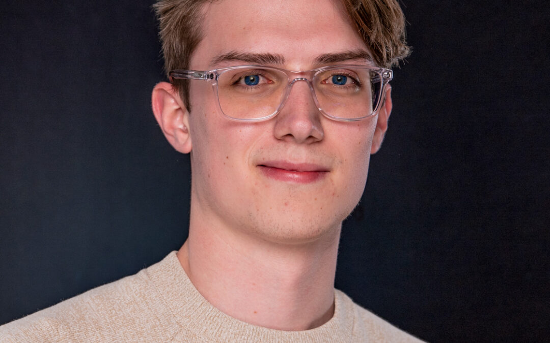 Kenneth Mitchell